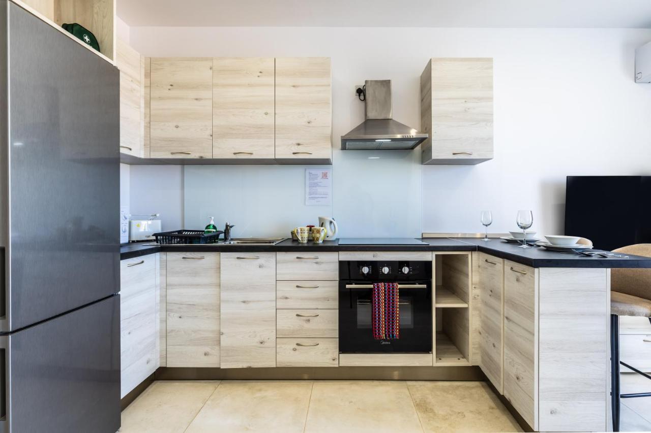 Serafina'S Apartment 5 Min Walk From St Julians ซาน กวานน์ ภายนอก รูปภาพ